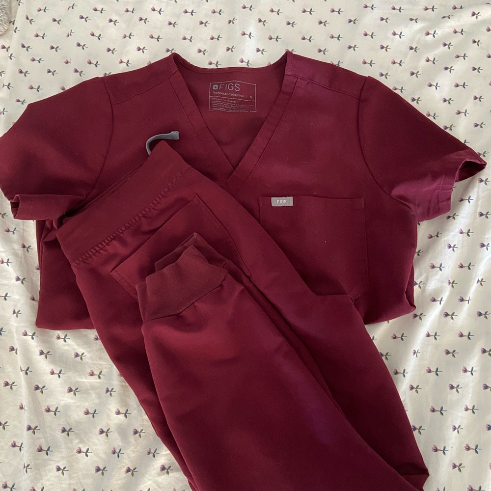 Figs scrubs Burgundy and black pair
